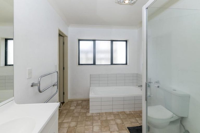 Photo of property in 46a Salisbury Street, Levin, 5510