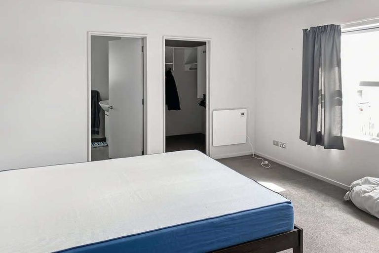 Photo of property in 65 Longfellow Street, Sydenham, Christchurch, 8023