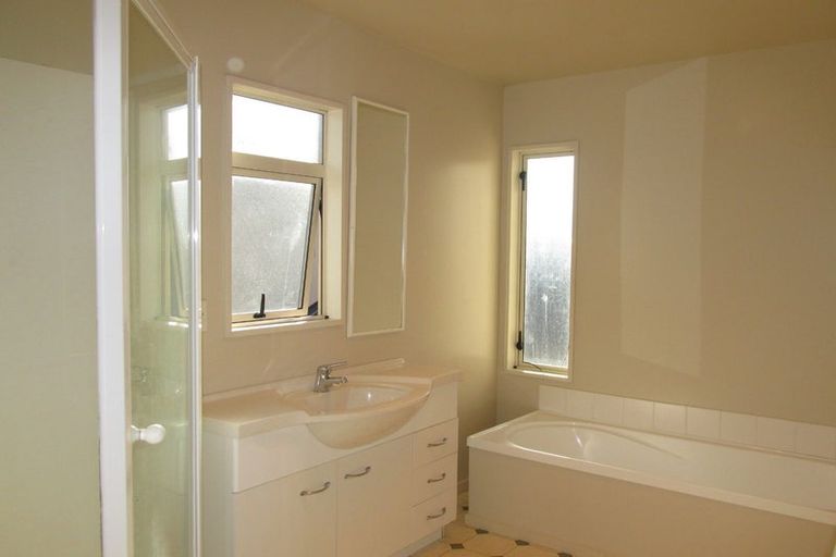 Photo of property in 35 Parade Court, Addington, Christchurch, 8024