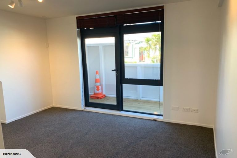 Photo of property in Pirie Street Townhouses, 35u3 Pirie Street, Mount Victoria, Wellington, 6011