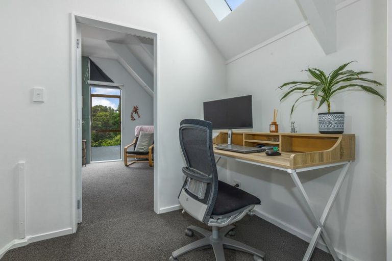 Photo of property in 32 Thimble Lane, Whitby, Porirua, 5024