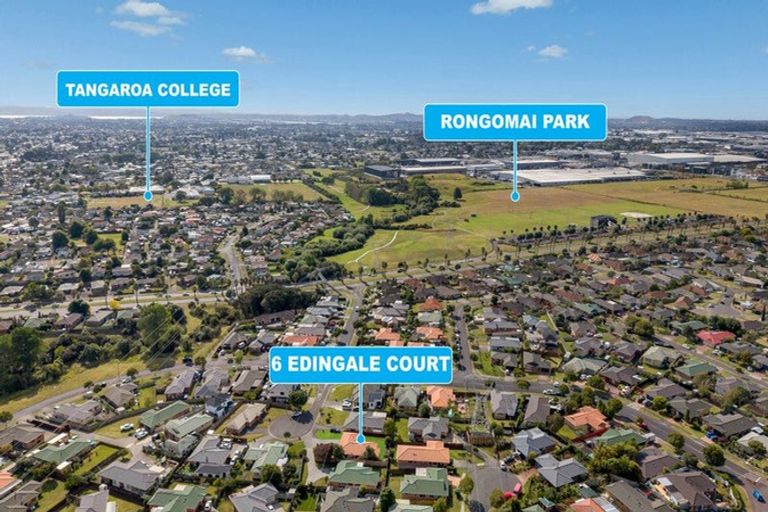 Photo of property in 6 Edingale Court, Flat Bush, Auckland, 2019