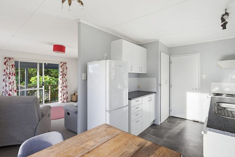 Photo of property in 58b Leinster Avenue, Raumati South, Paraparaumu, 5032