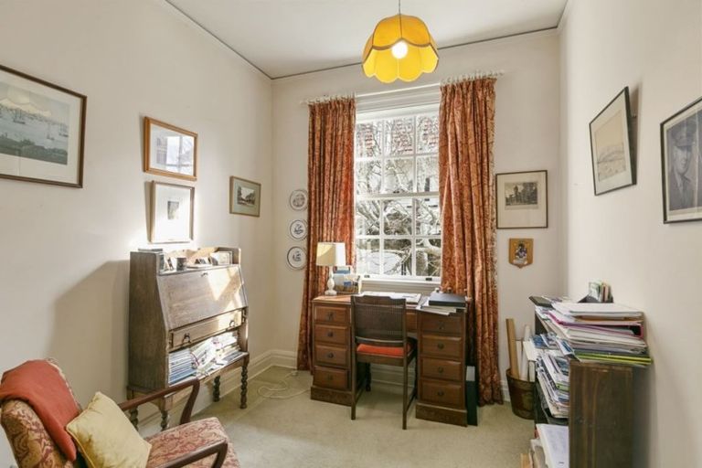 Photo of property in 30 Orchard Street, Wadestown, Wellington, 6012