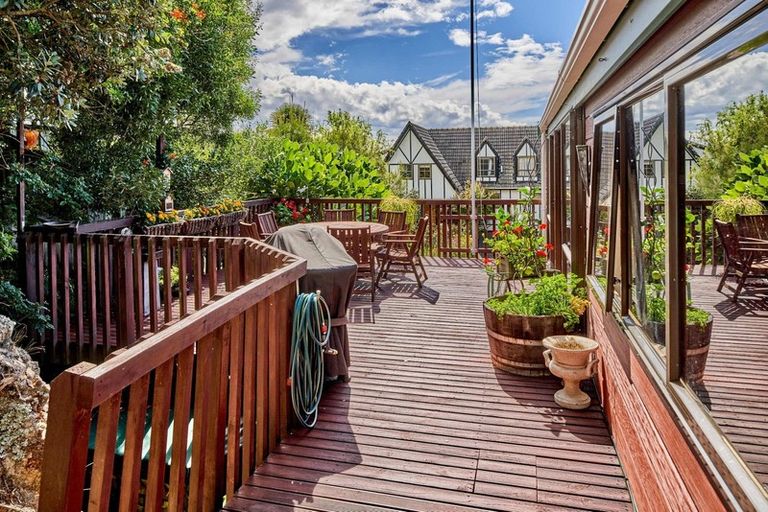 Photo of property in 41 Leeward Drive, Whitby, Porirua, 5024