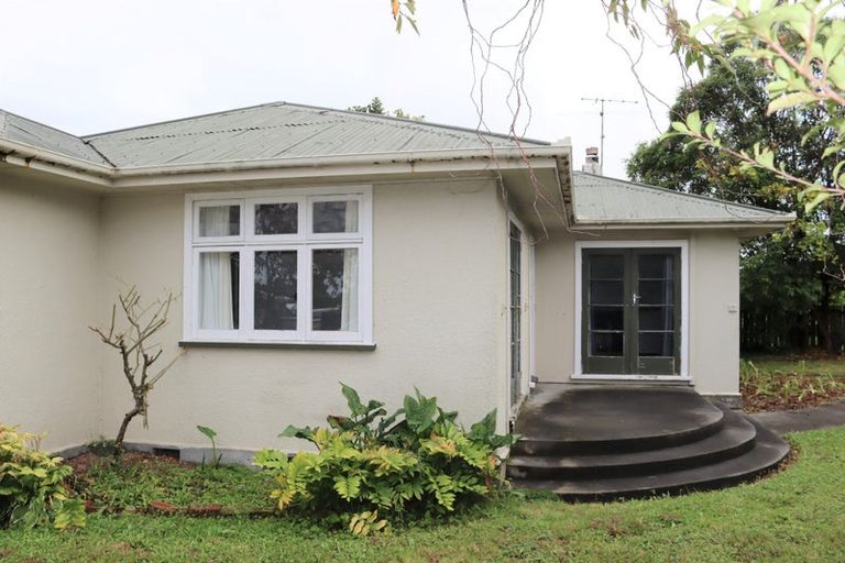 Photo of property in 27 Cambridge Terrace, Masterton, 5810