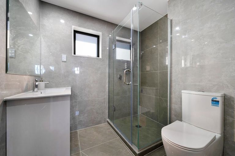 Photo of property in 36 Christmas Road, Manurewa, Auckland, 2102