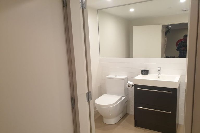 Photo of property in Nouvo Apartments, 21u1c Rugby Street, Mount Cook, Wellington, 6021