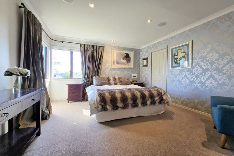 Photo of property in 21 Dressage Lane, Greenhithe, Auckland, 0632