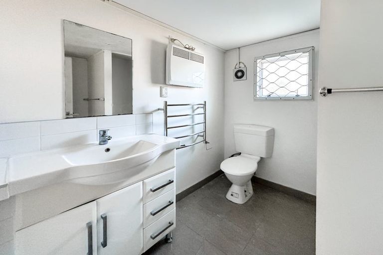 Photo of property in 39 Beaumonts Way, Manurewa, Auckland, 2102