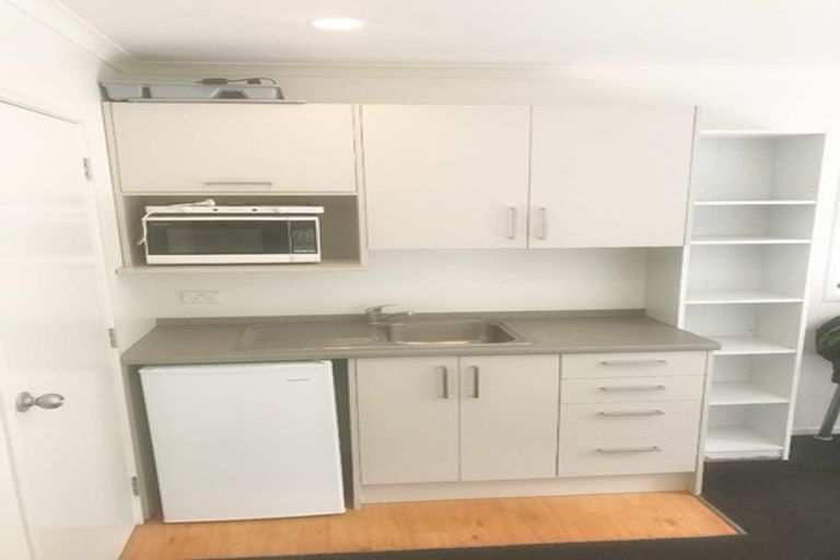 Photo of property in 16u3 Greensboro Street, Hamilton East, Hamilton, 3216