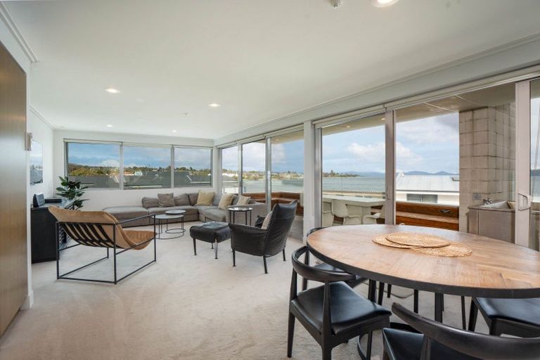 Photo of property in 17/225 Lake Terrace, Waipahihi, Taupo, 3330