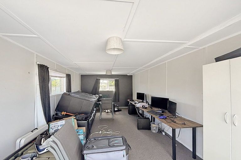 Photo of property in 35 Thomas Place, Foxton Beach, Foxton, 4815