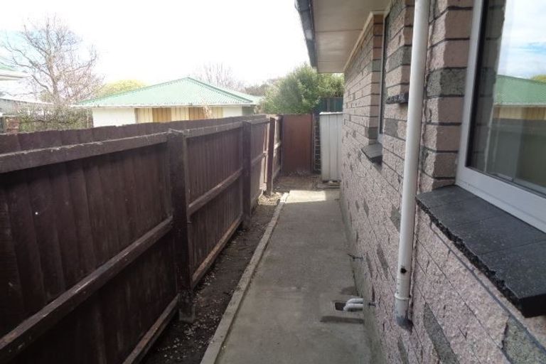 Photo of property in 1 Isleworth Road, Bishopdale, Christchurch, 8053