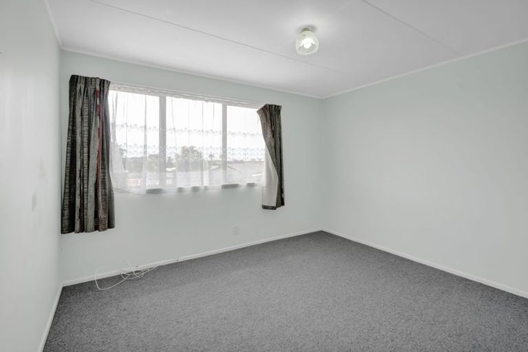 Photo of property in 12 Silby Street, Waitara, 4320
