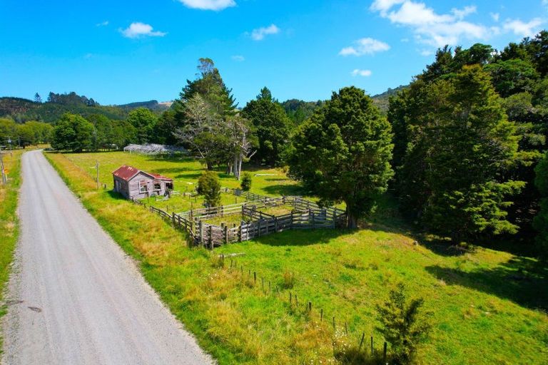 Photo of property in 137 Opouteke Road, Kaihu, Dargaville, 0379