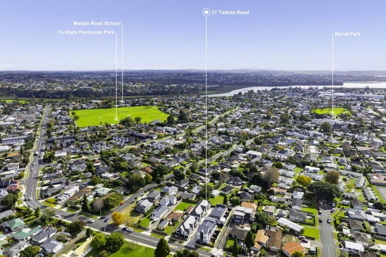 Photo of property in 4/27 Taikata Road, Te Atatu Peninsula, Auckland, 0610