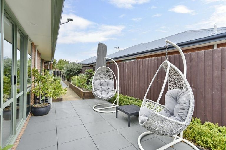 Photo of property in 1 Kohi Drive, Parklands, Christchurch, 8083