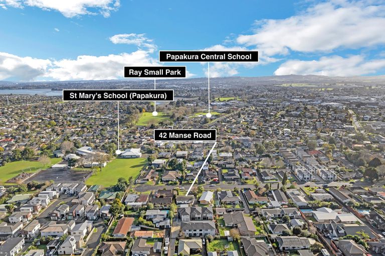 Photo of property in 42 Manse Road, Pahurehure, Papakura, 2113