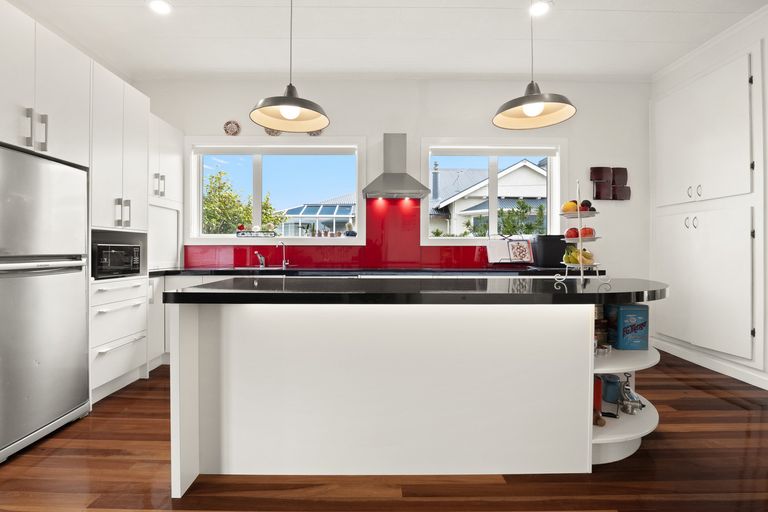 Photo of property in 82 Albert Street, Saint Clair, Dunedin, 9012