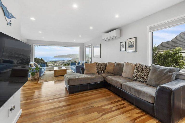 Photo of property in 92 Kahu Road, Paremata, Porirua, 5024