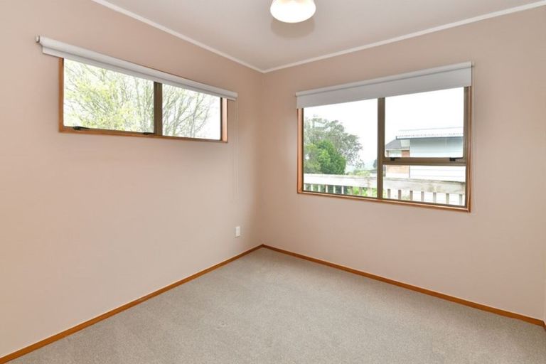 Photo of property in 57 Marellen Drive, Red Beach, 0932