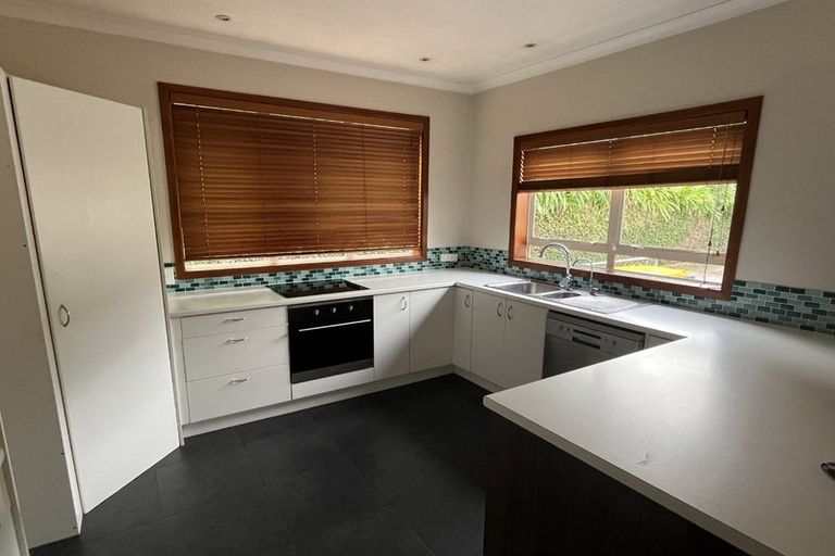 Photo of property in 8b Ngaio Street, Strandon, New Plymouth, 4312