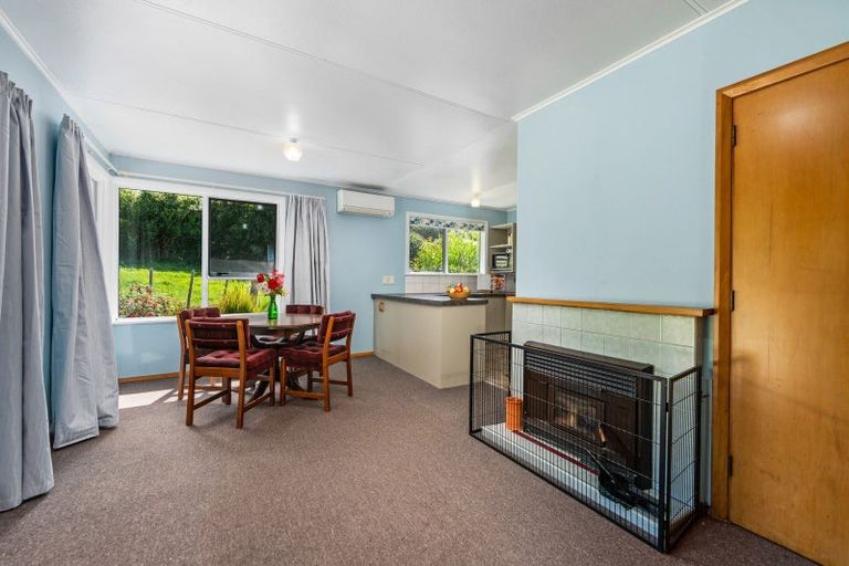 Photo of property in 6 Waugh Street, Kimbolton, 4777
