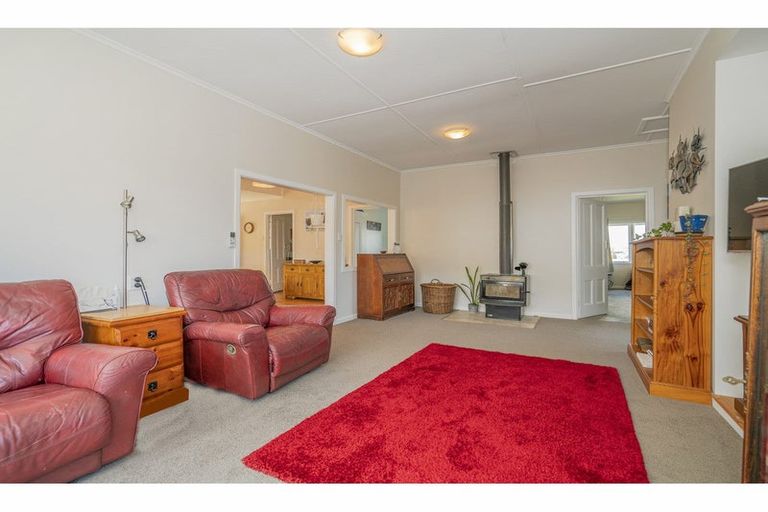 Photo of property in 108 Karaka Road, Thames, 3500