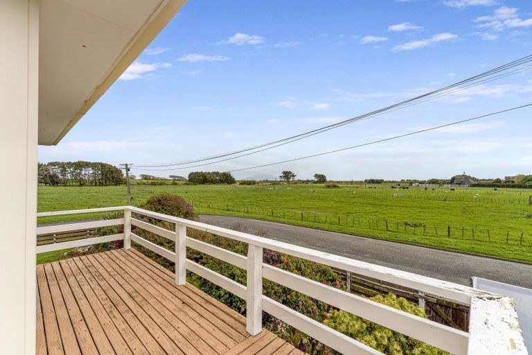 Photo of property in 2a Kiharoa Street, Otaki Beach, Otaki, 5512