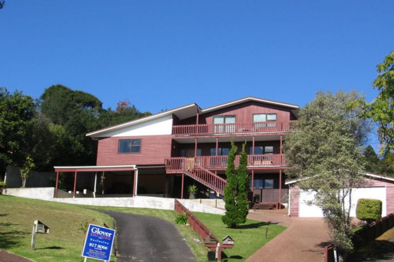 Photo of property in 100 Daffodil Street, Titirangi, Auckland, 0604