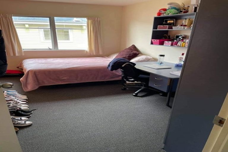 Photo of property in Basin Reserve Complex, 13/4 Sussex Street, Mount Cook, Wellington, 6021