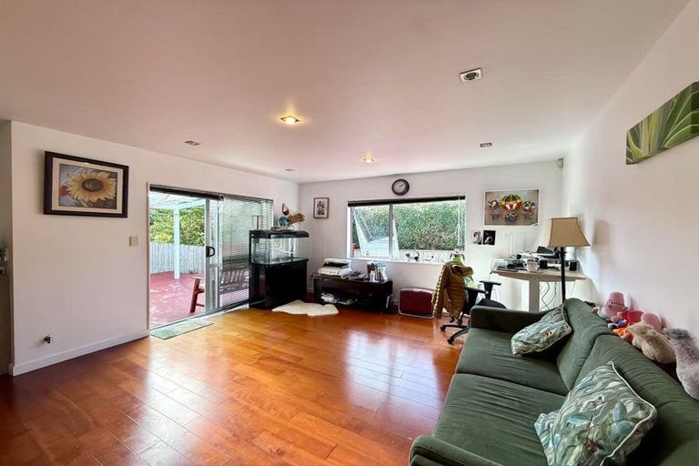 Photo of property in 26c Schnapper Rock Road, Schnapper Rock, Auckland, 0632