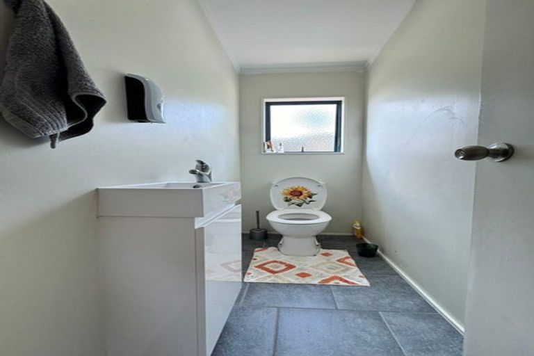 Photo of property in 47 Aspiring Avenue, Clover Park, Auckland, 2019