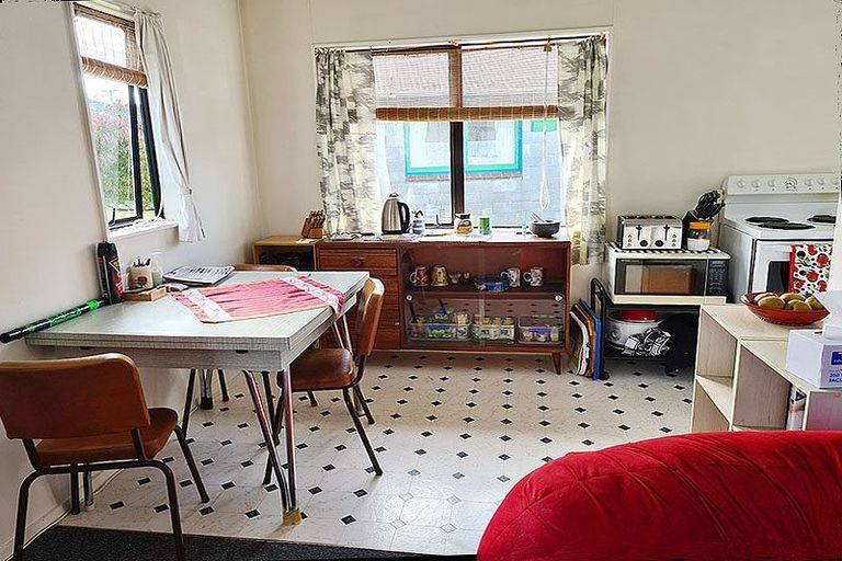 Photo of property in 31 Bethune Street, Featherston, 5710