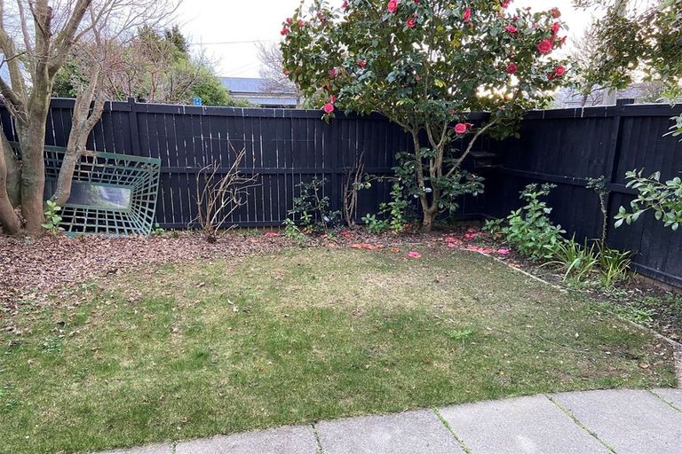 Photo of property in 2/54 Derby Street, St Albans, Christchurch, 8014