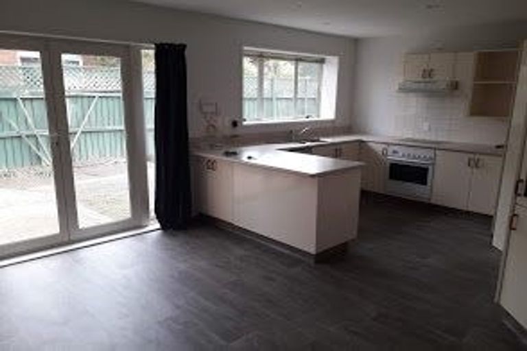 Photo of property in 23a Ravenna Street, Avonhead, Christchurch, 8042