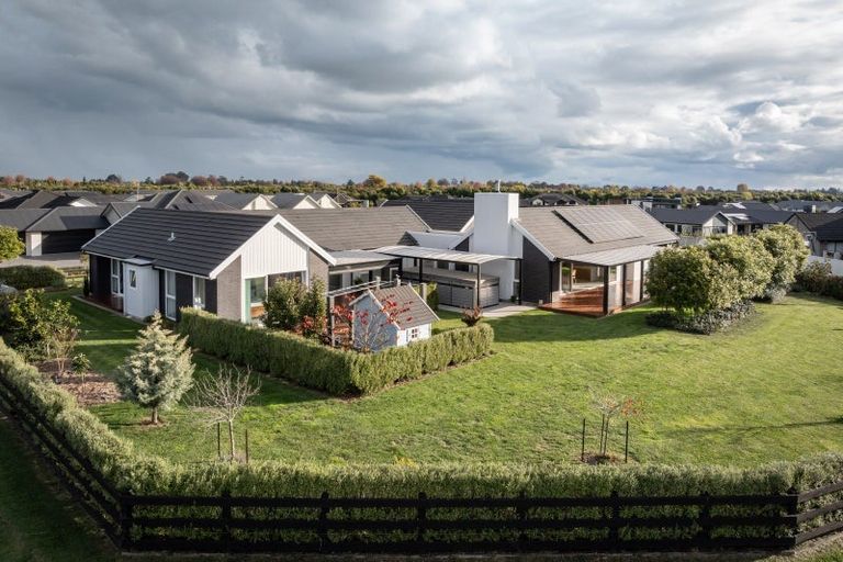 Photo of property in 1 Moemoea Place, Cambridge, 3434