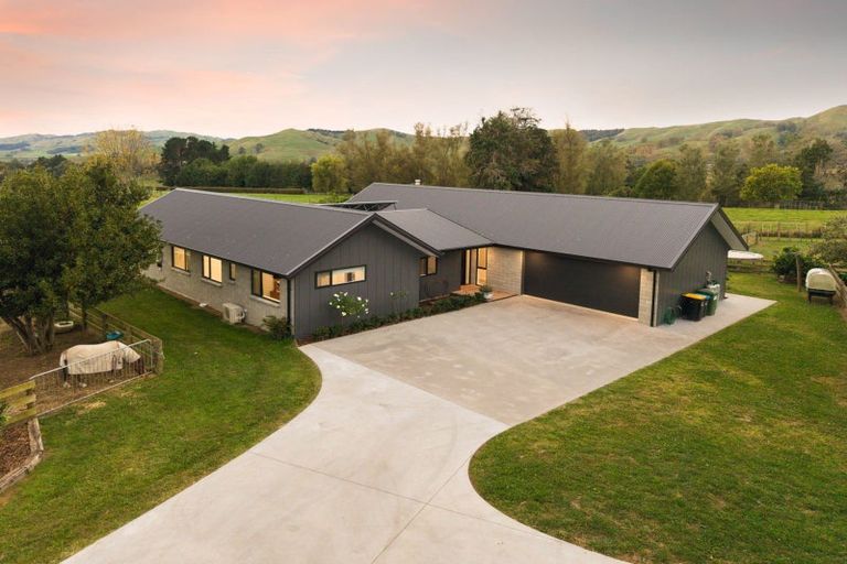 Photo of property in 758 Kairangi Road, Rotoorangi, Cambridge, 3495
