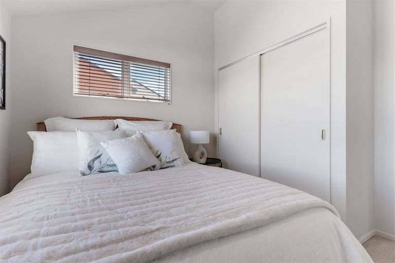 Photo of property in 2b Hall Avenue, Mangere, Auckland, 2022