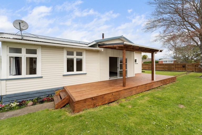 Photo of property in 126 Hamlet Street, Stratford, 4332