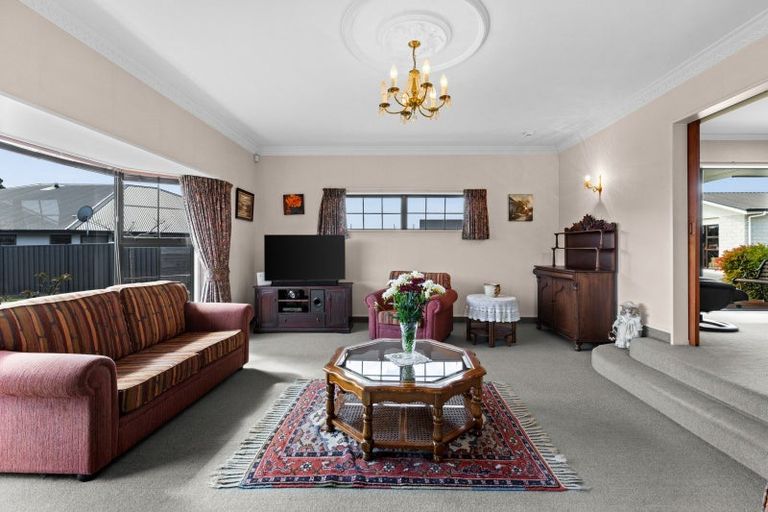 Photo of property in 128 Brookvale Road, Havelock North, 4130