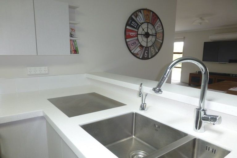 Photo of property in 17b Manor Drive, Rolleston, 7614