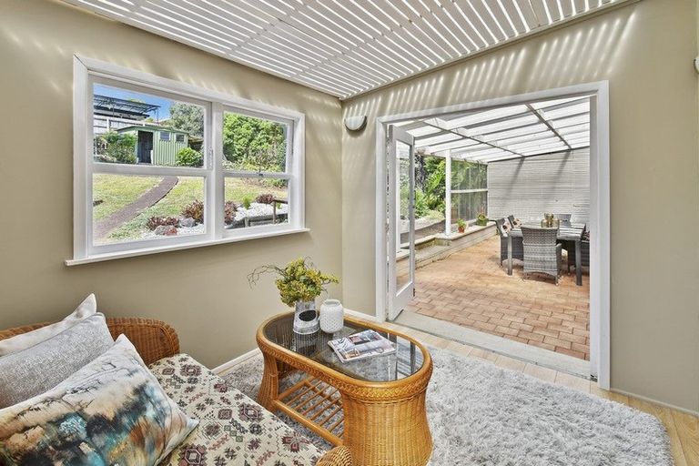 Photo of property in 8 Hamlet Place, Pukekohe, 2120
