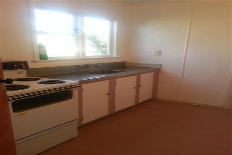 Photo of property in 5- 7 Hazard Grove, Cannons Creek, Porirua, 5024