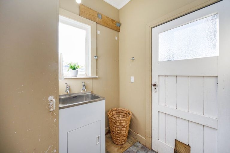 Photo of property in 28 Karina Terrace, Roslyn, Palmerston North, 4414