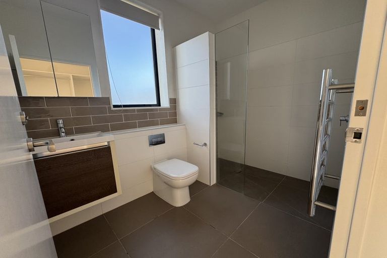 Photo of property in 115 Buckley Avenue, Hobsonville, Auckland, 0616