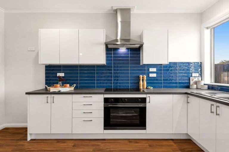 Photo of property in 11 Wyon Street, Linwood, Christchurch, 8062