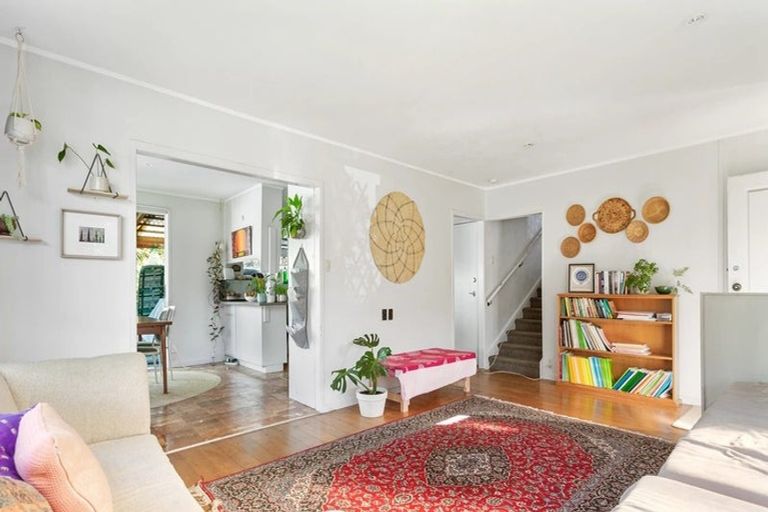 Photo of property in 29 Burndale Terrace, Manurewa, Auckland, 2102