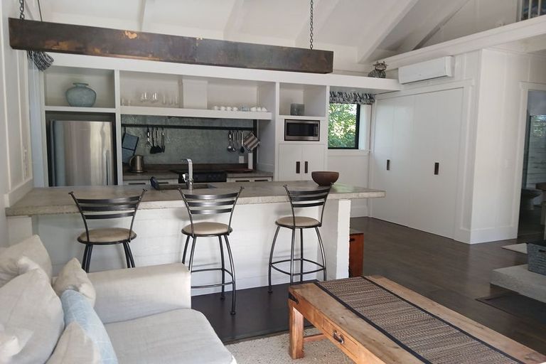 Photo of property in 14 Arran Lane, Jacks Point, Queenstown, 9371